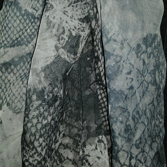 RIKKA GREY & BLUE PRINT SHEER WRAP SCARF - Picture 2 of 4